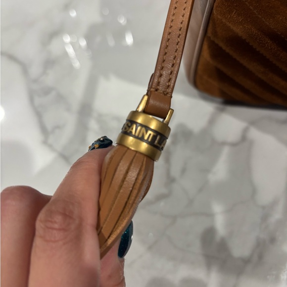 Yves Saint Laurent Tan Quilted Crossbody Bag - Picture 6 of 7